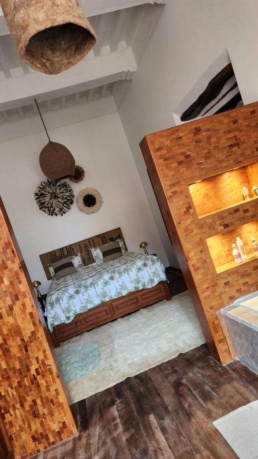 에사우이라 Loft Incroyable En Medina 아파트 외부 사진